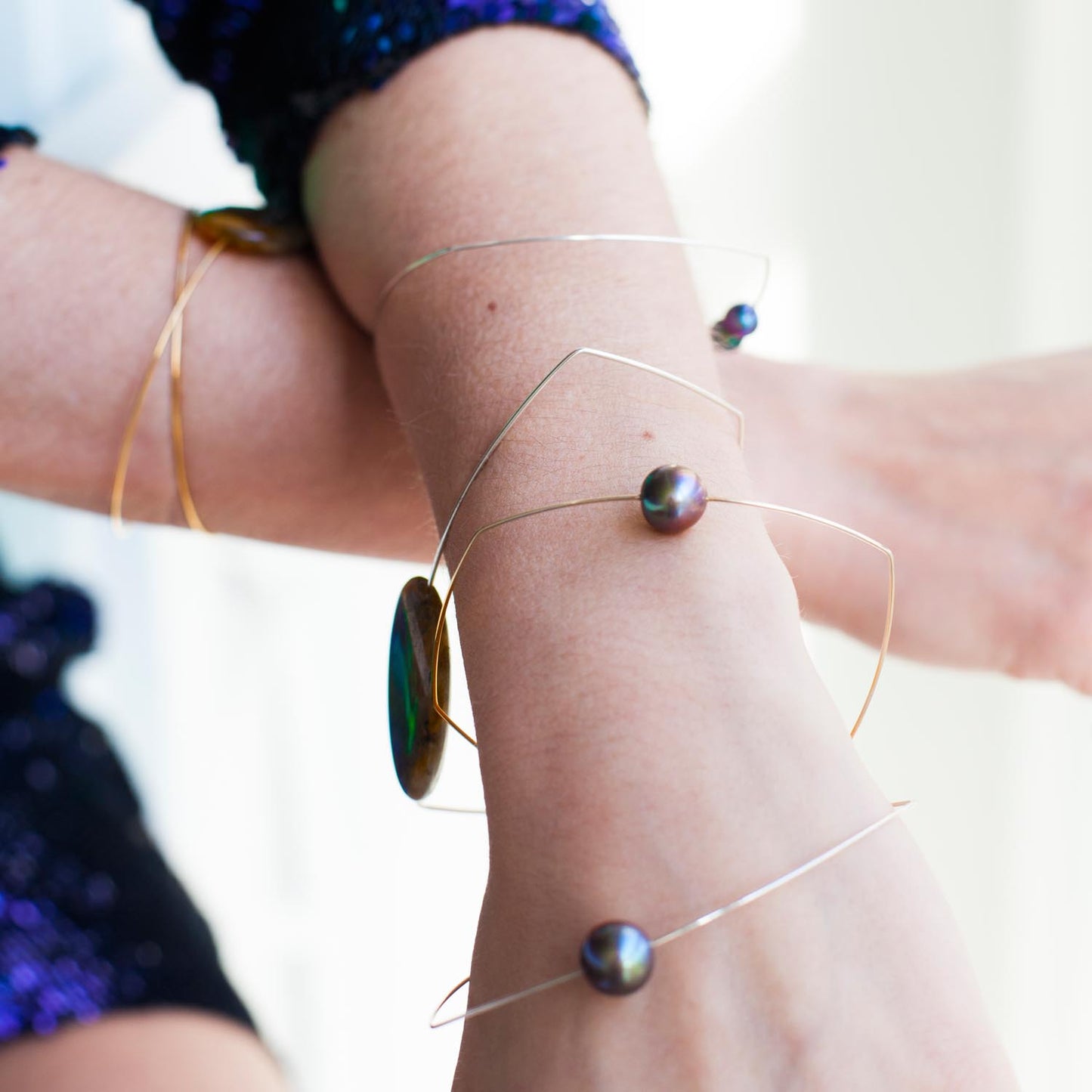 Asymmetric Square Bangle with 9mm Round Freshwater Pearl