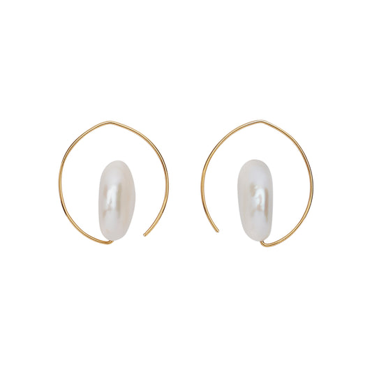 Petite Curl Earrings with White Fresh Water Pearl 