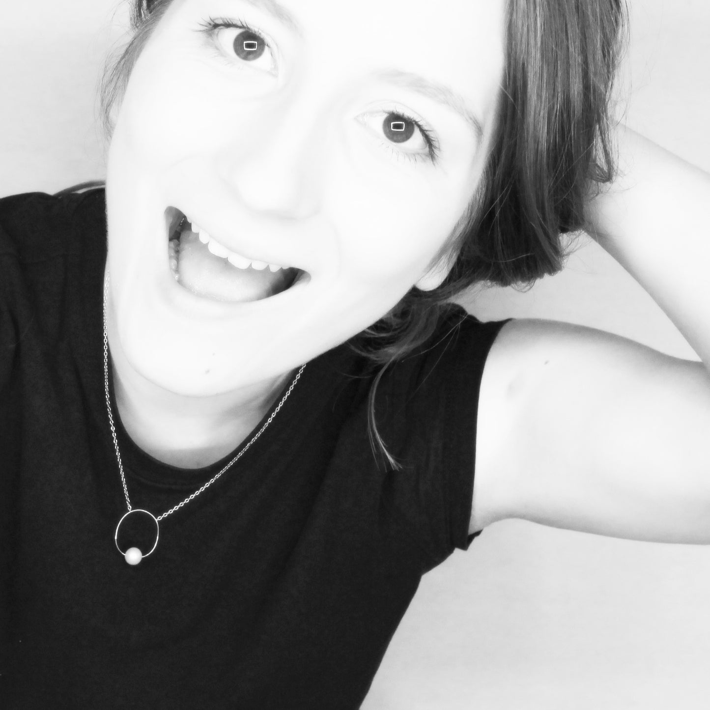 Small Oval Pendant Necklace with Round Freshwater Pearl