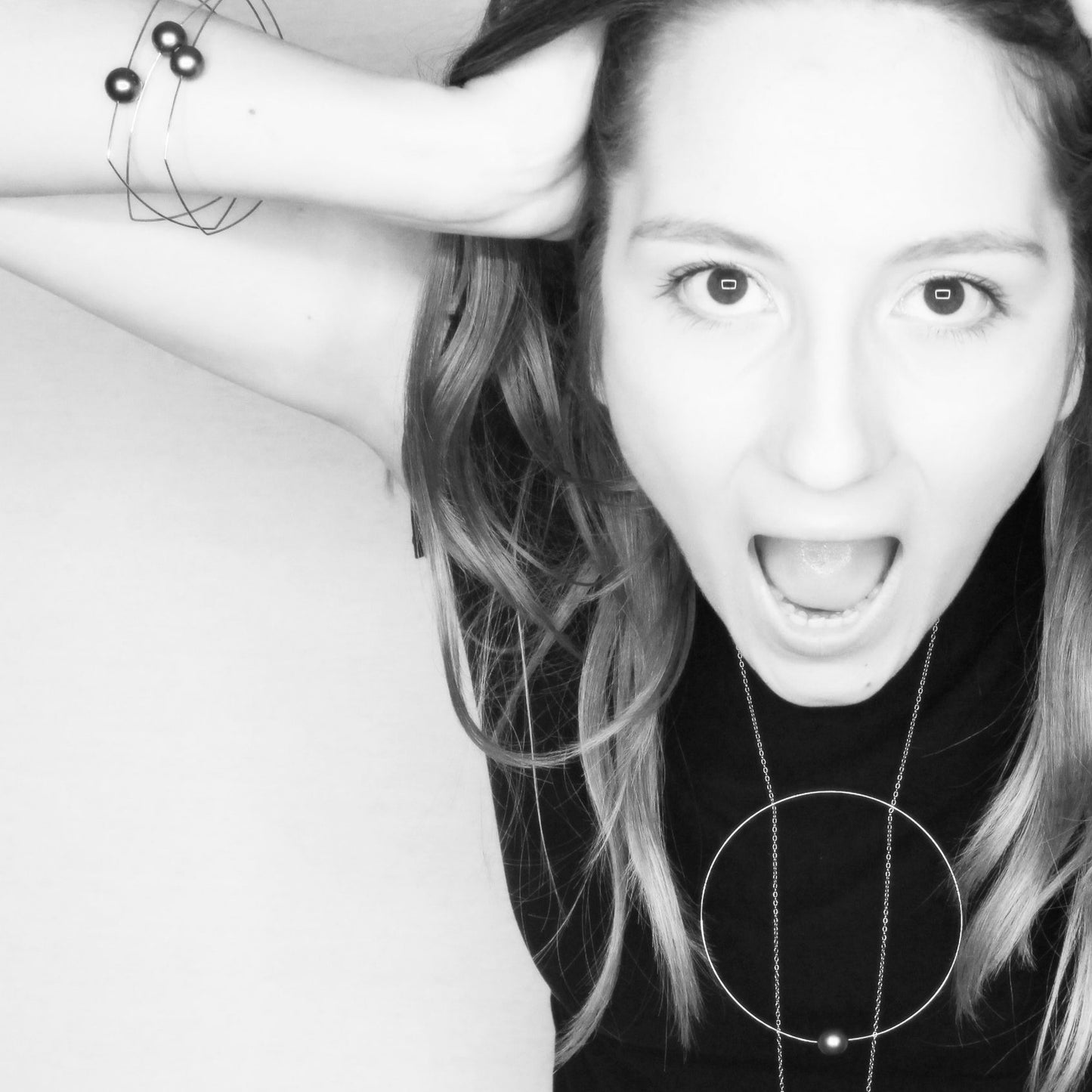 Triangle Bangle with Round Freshwater Pearl