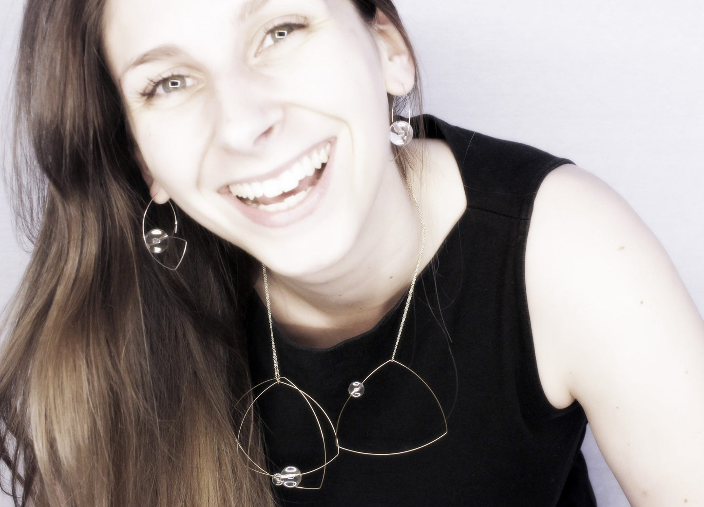 'Morph It' Necklace with Round Freshwater Pearl