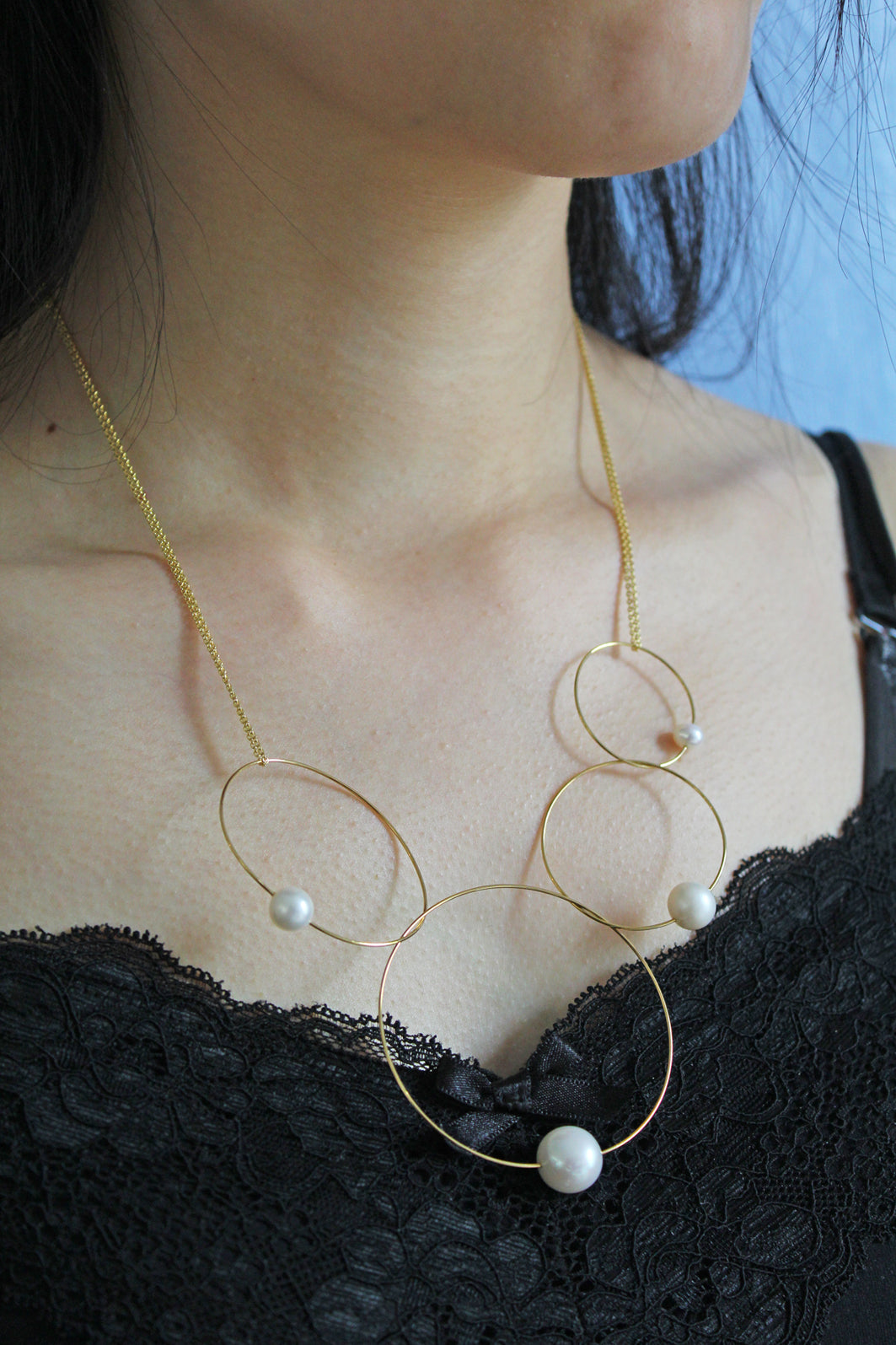 'Morph It' Necklace with Round Freshwater Pearl