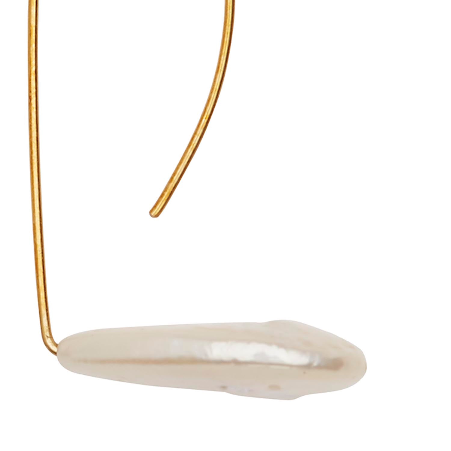 Flat Curve Earrings with White Biwa Pearls