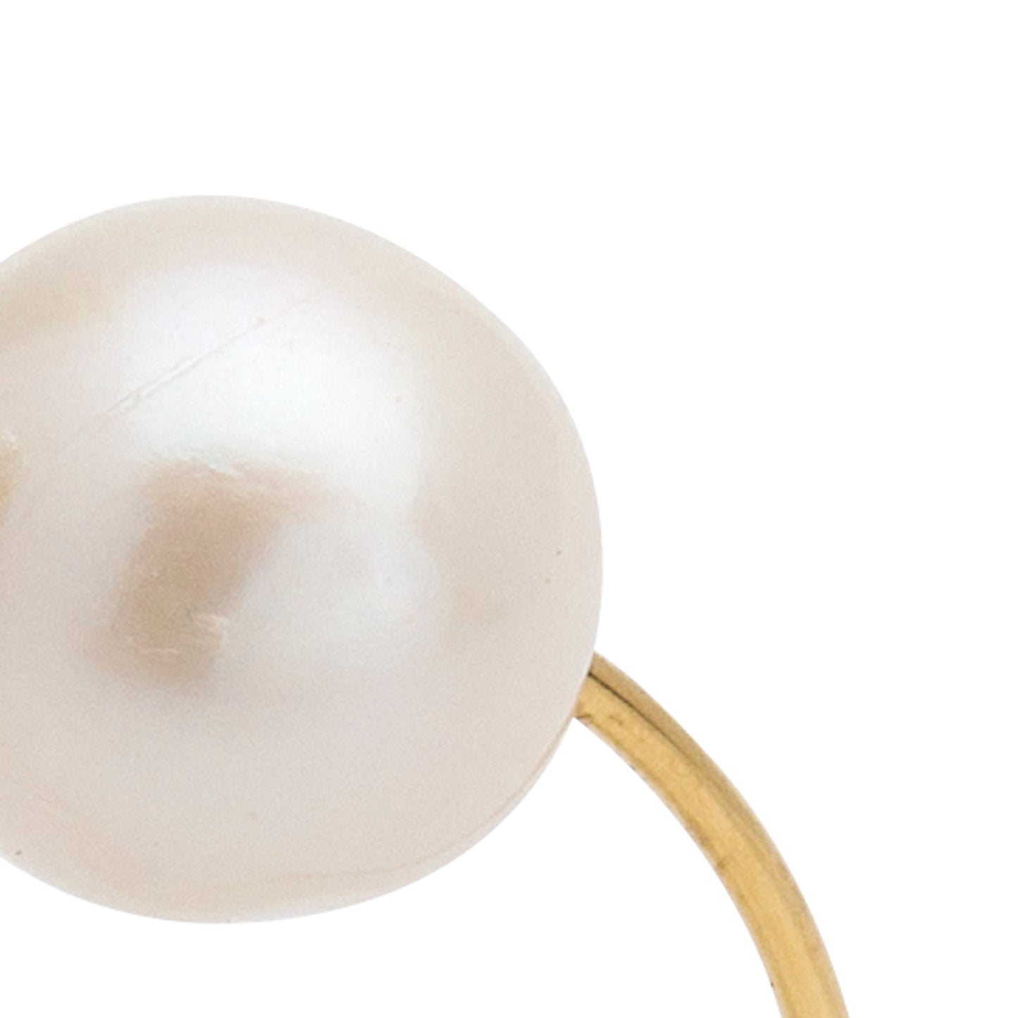 Pointed Ring with White Freshwater Pearl