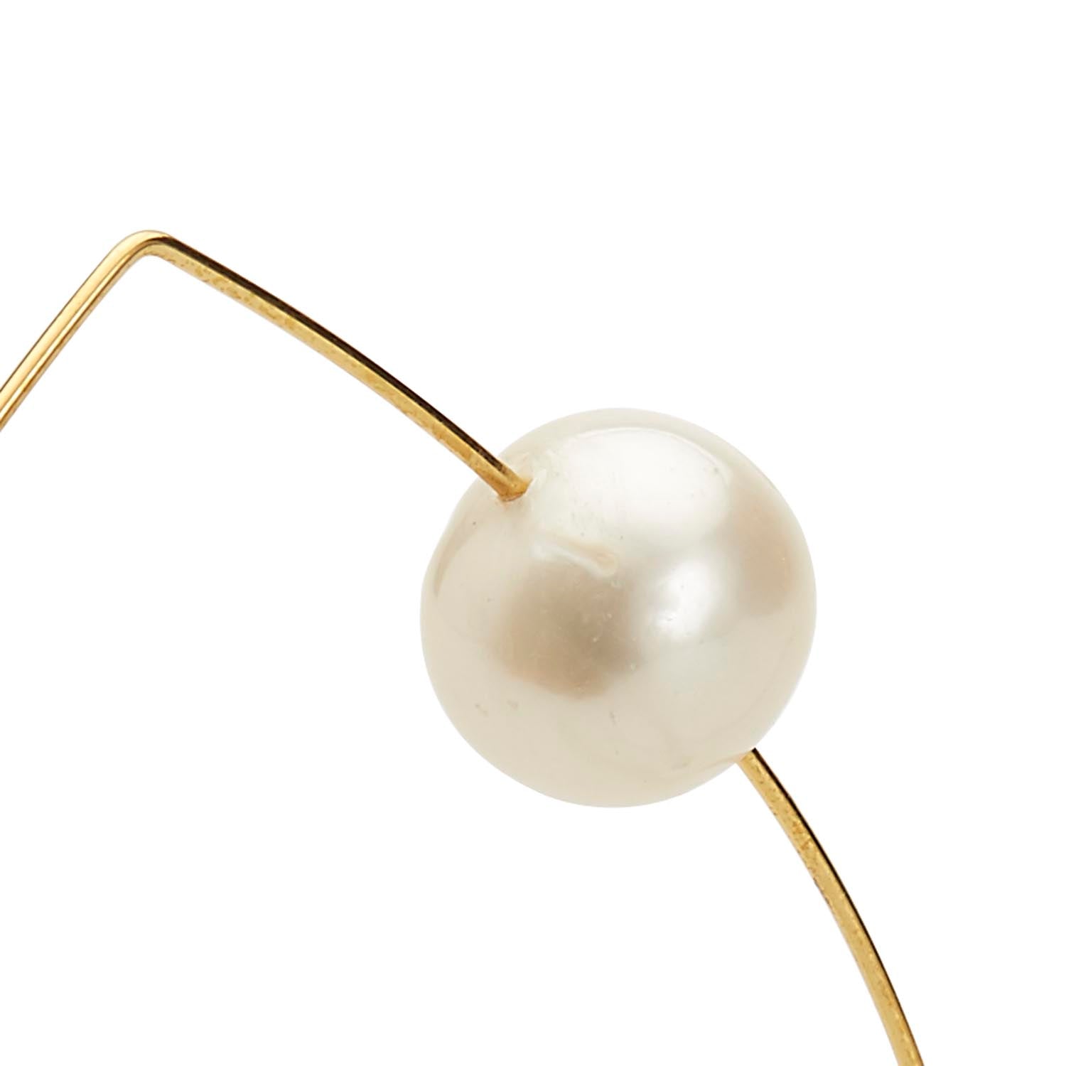 Pointed Curve Bangle with White Pearl