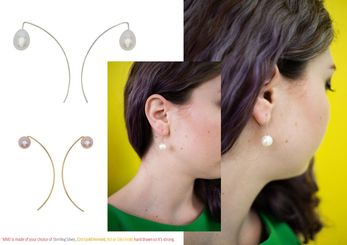 Curve Earrings with Round Freshwater Pearls (7mm)