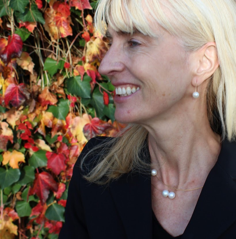 Square Asymmetric Neckwire with Round Freshwater Pearls