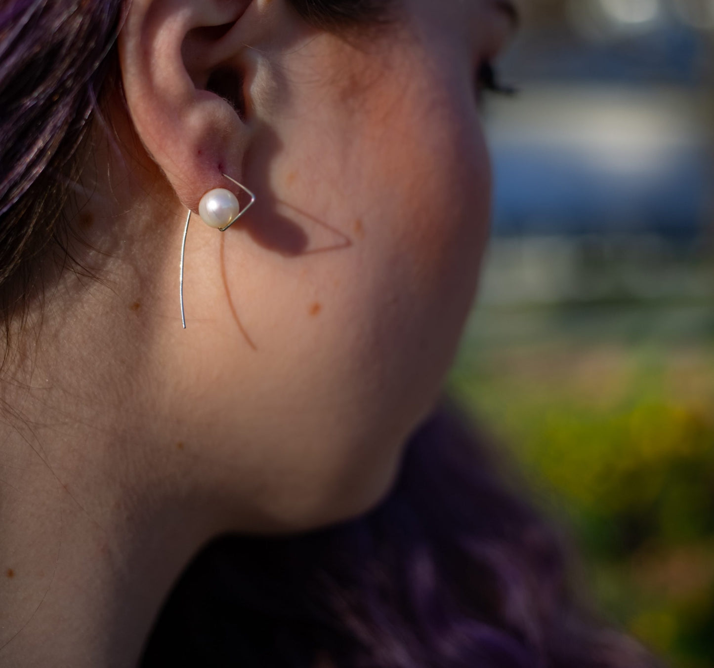 Triangle Earrings with Round Fresh Water Pearl (5mm)