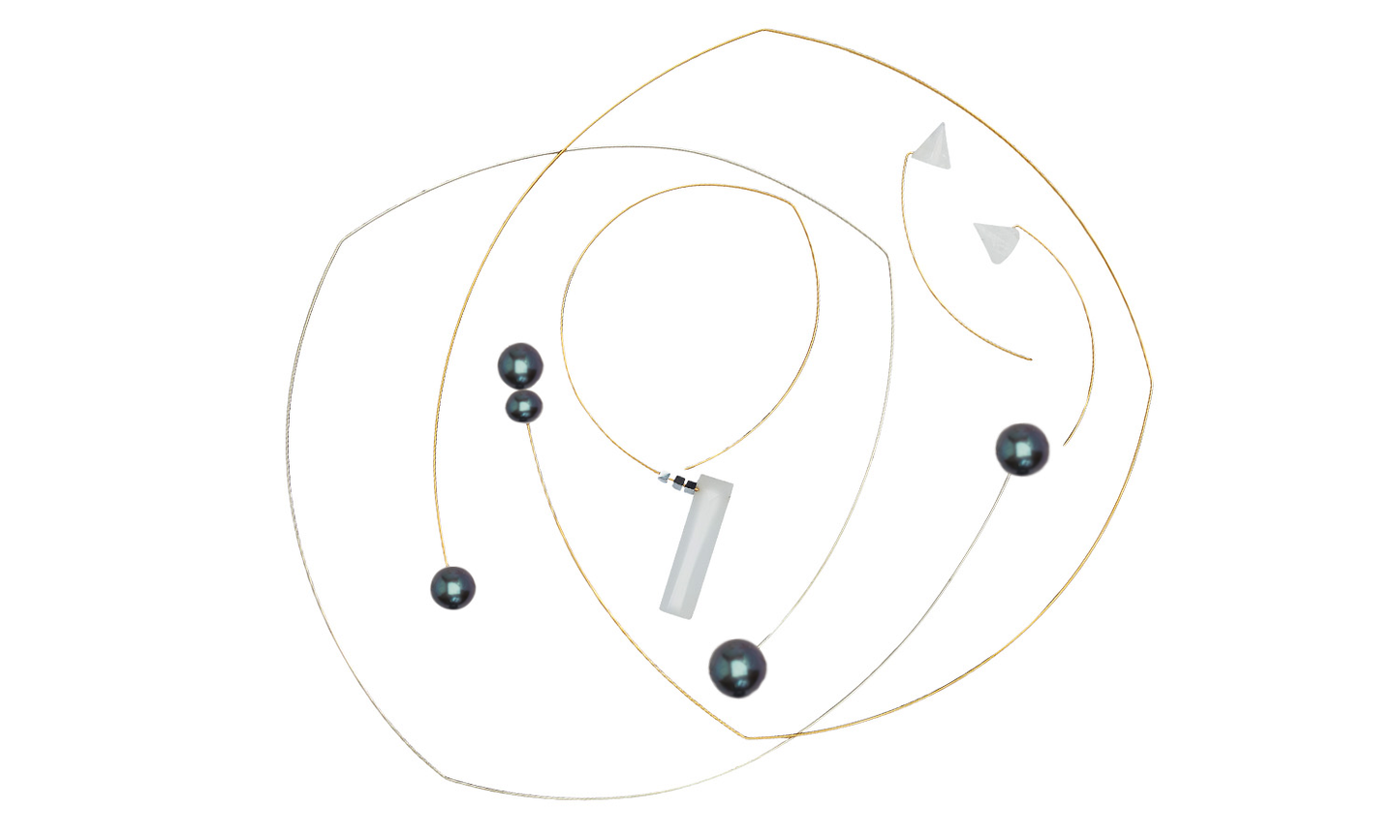 Square Asymmetric Neckwire with Round Freshwater Pearls (12mm)