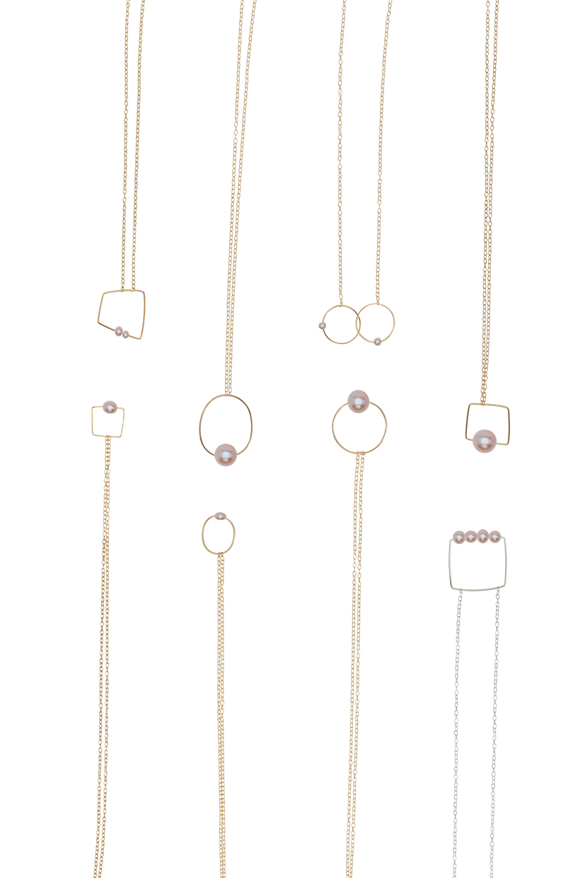 Medium Circle Pendant Necklace with Round Freshwater Pearl