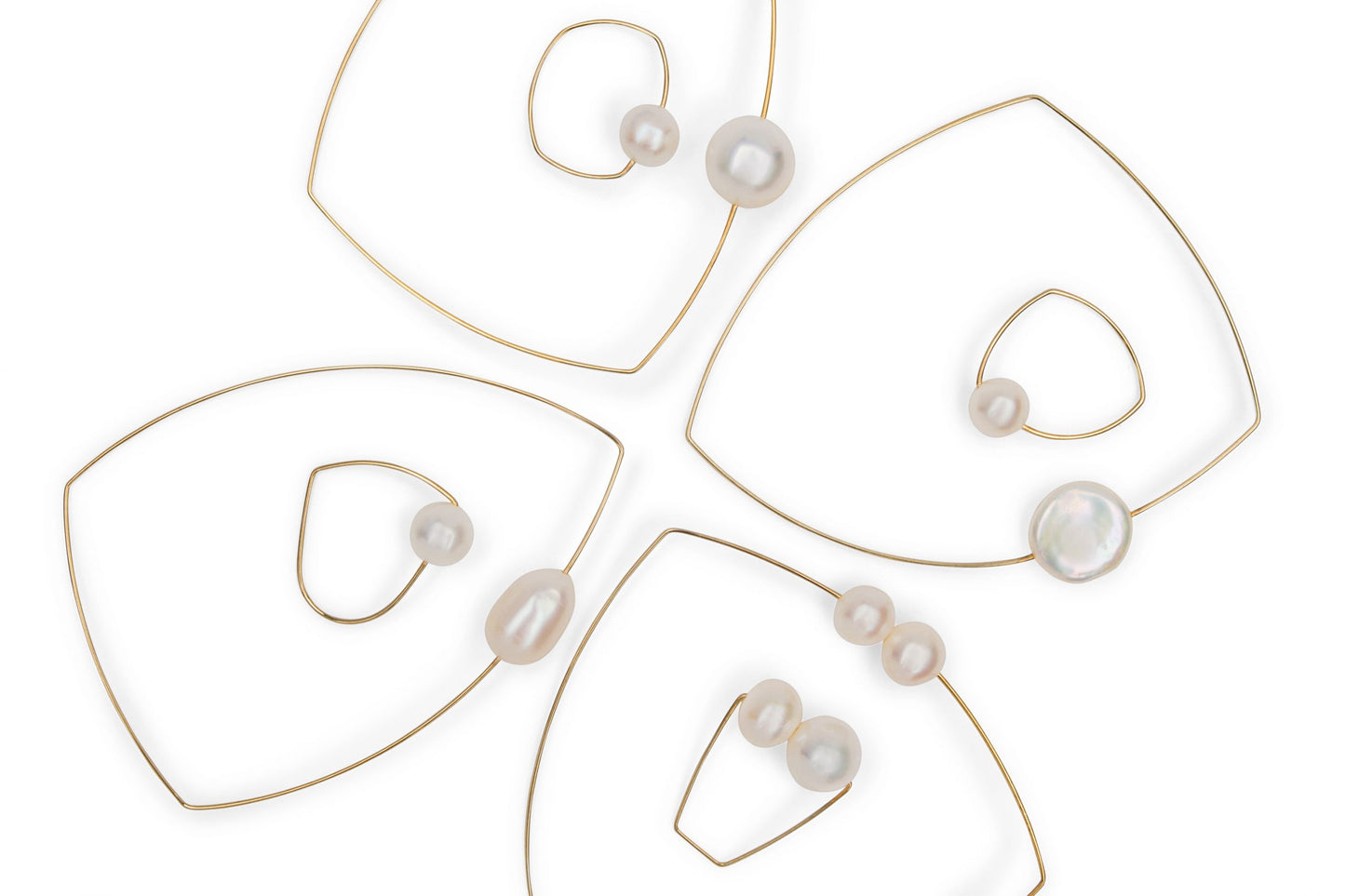 Pointed Curve Bangle with Round Freshwater Pearl