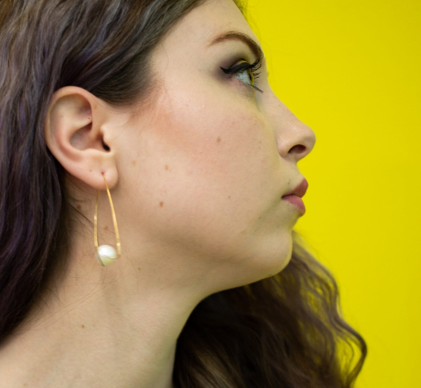 Pointed Drop Earrings with Gemstones - marvellous metallic & neutral colours