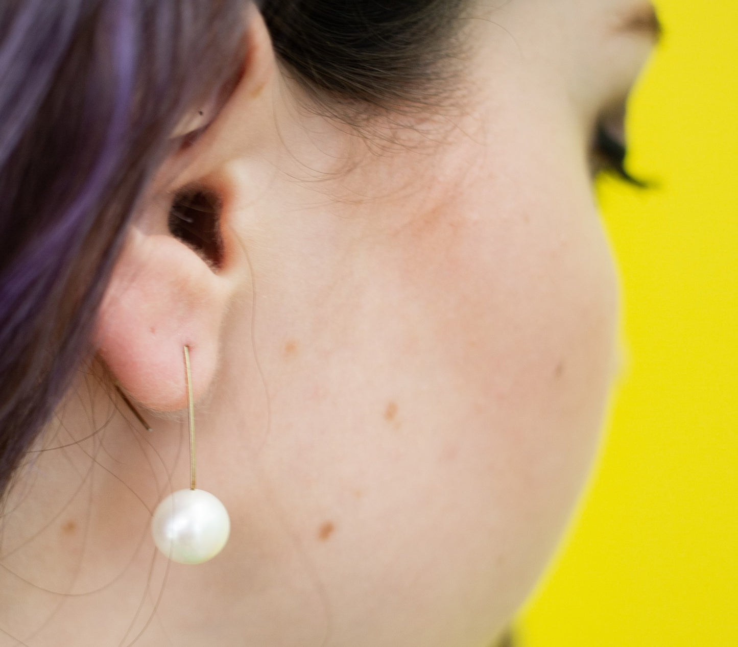 Straight Drop Earrings with White Pearls