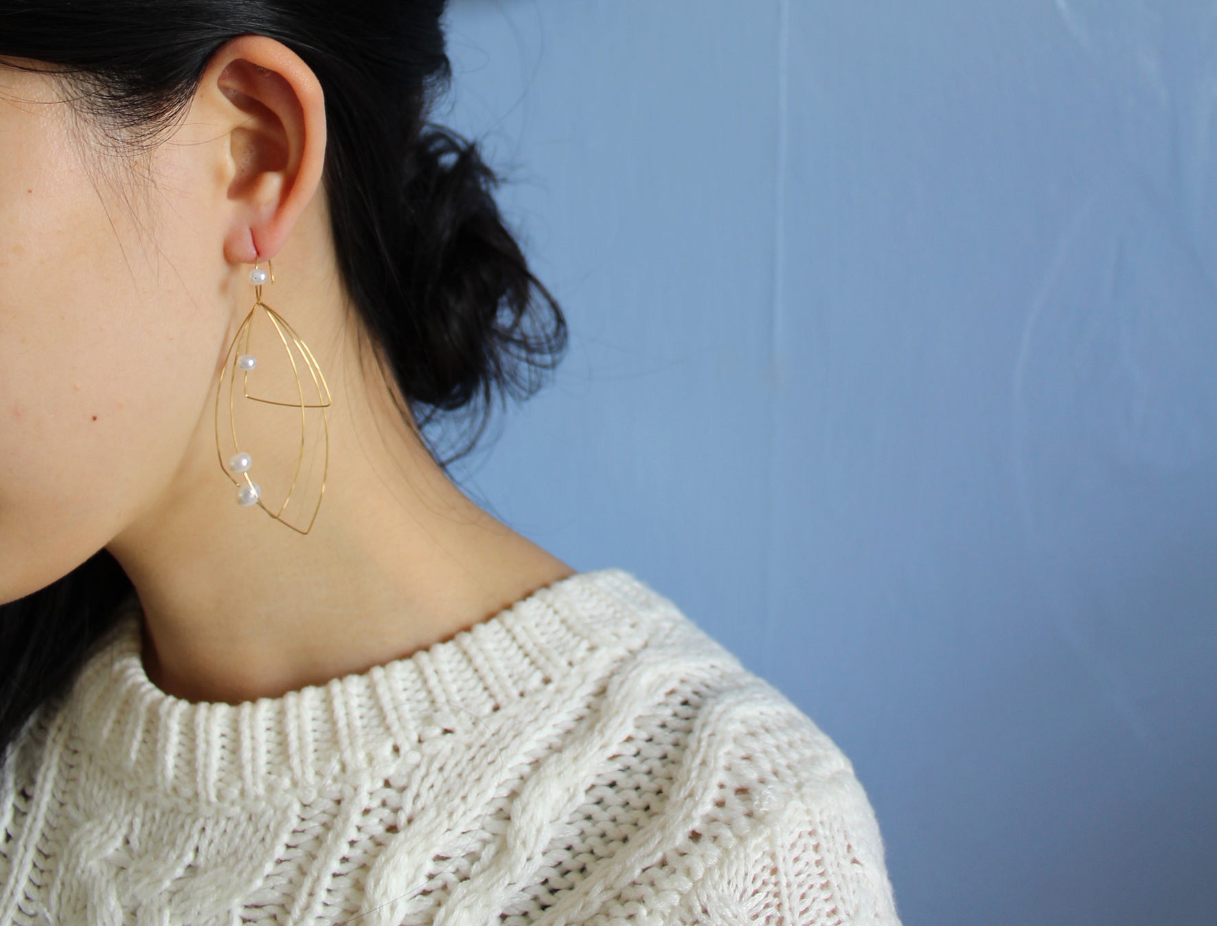 white freshwater pearl earrings handmade gold