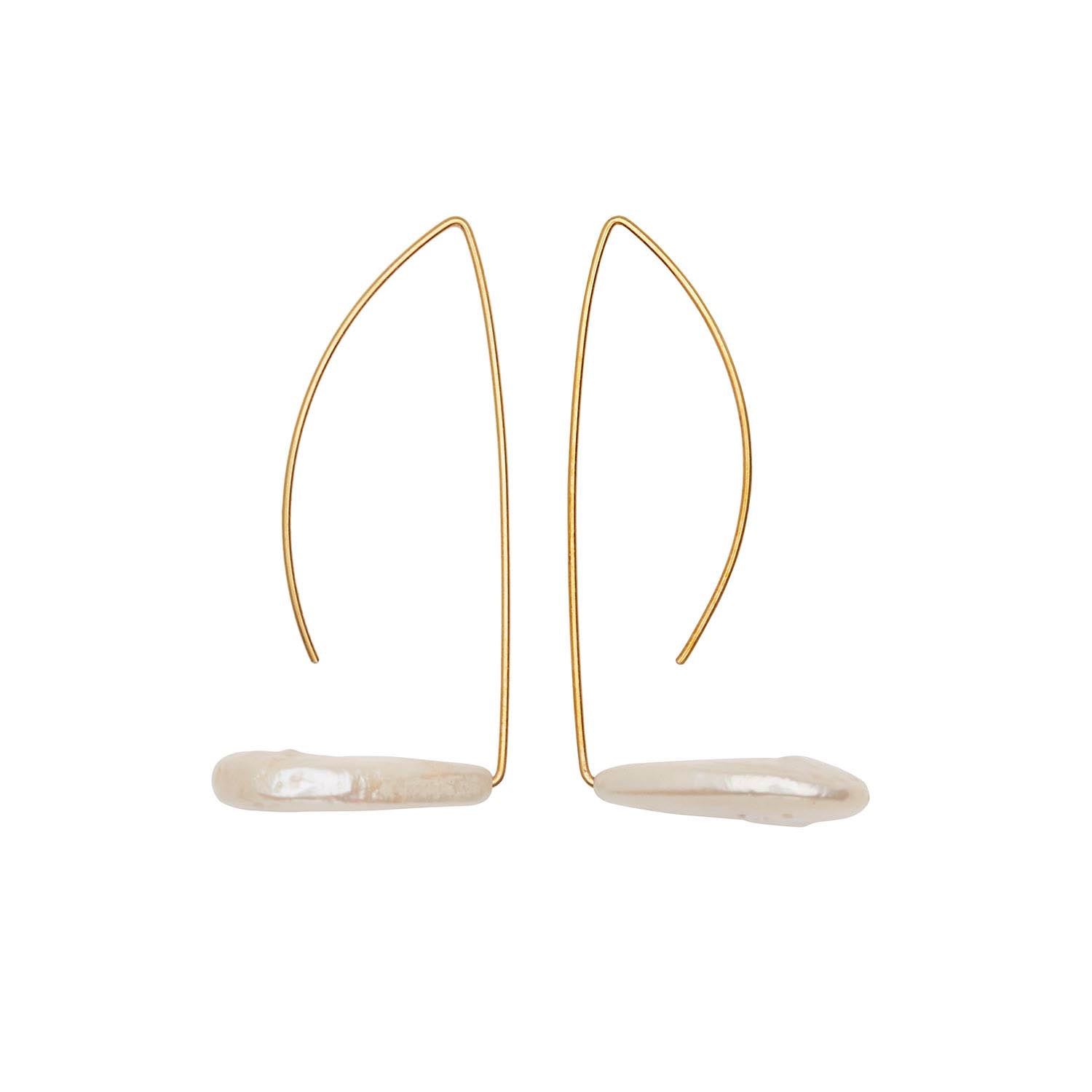 Flat Curve Earrings with White Biwa Pearls