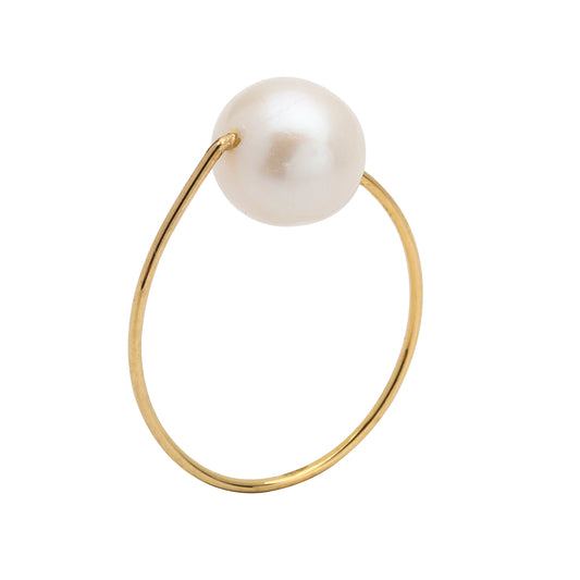 Pointed Ring with White Freshwater Pearl