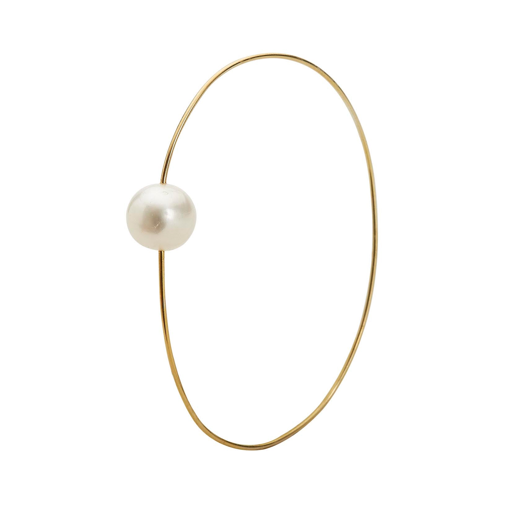 Oval Bangle with White Pearl