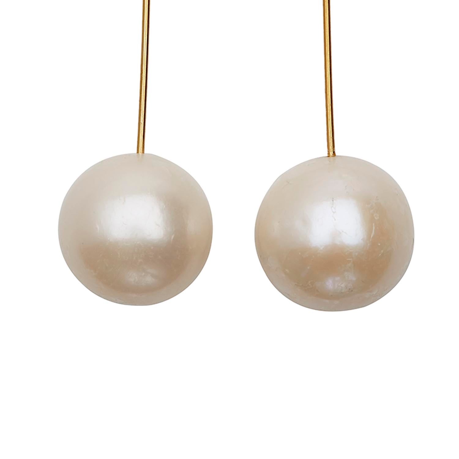 Large Round Zigzag Earrings with White Pearls